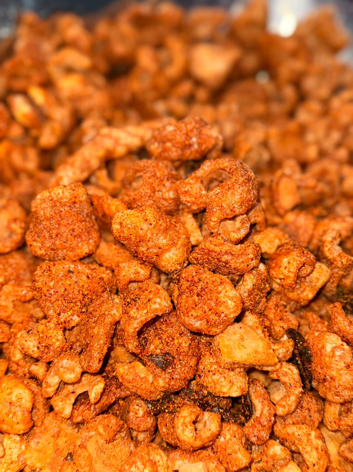 FLAMING CRACKING
CHICHARRONES