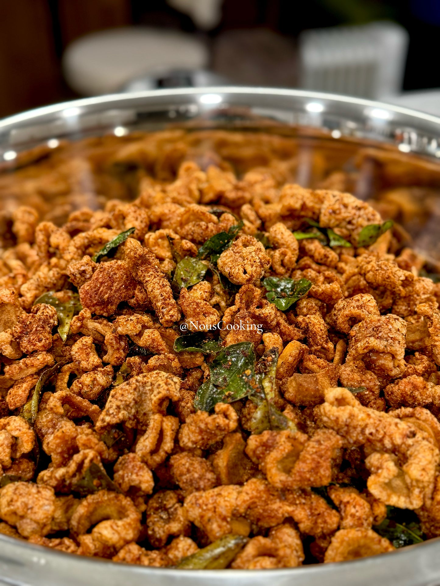 FLAMING CRACKING
CHICHARRONES